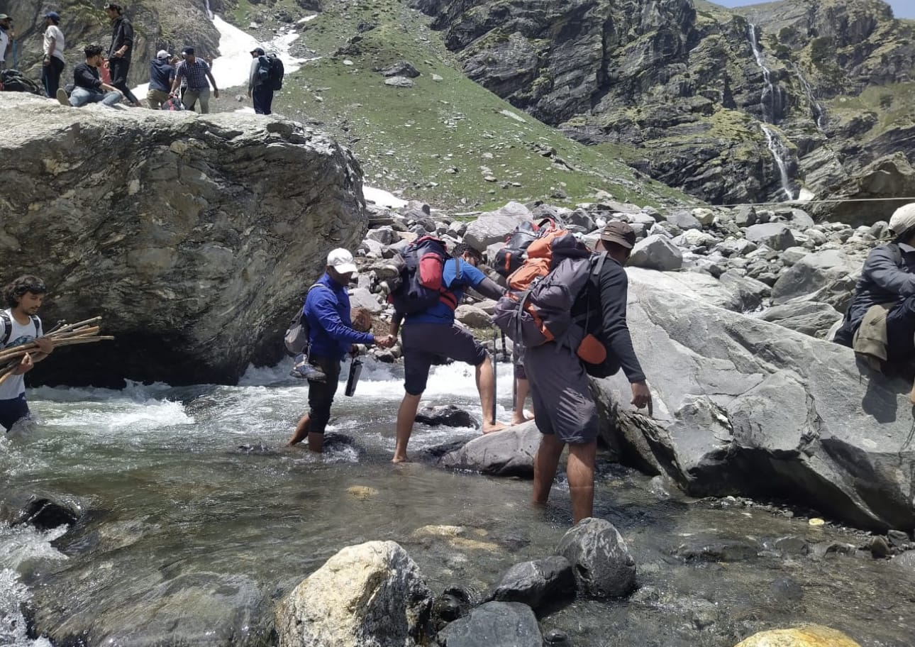Unleash Your Spirit: Hampta Pass Trek in Himachal 2025
